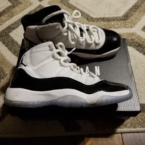 Air Jordan 11 Retro (GS)